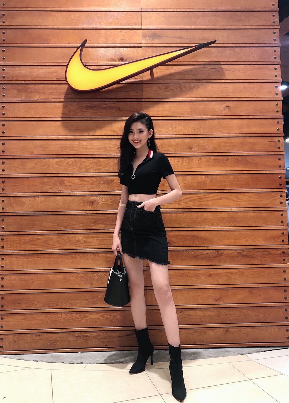 Á khôi Sinh viên sở hữu vòng eo vạn người mê ảnh 11