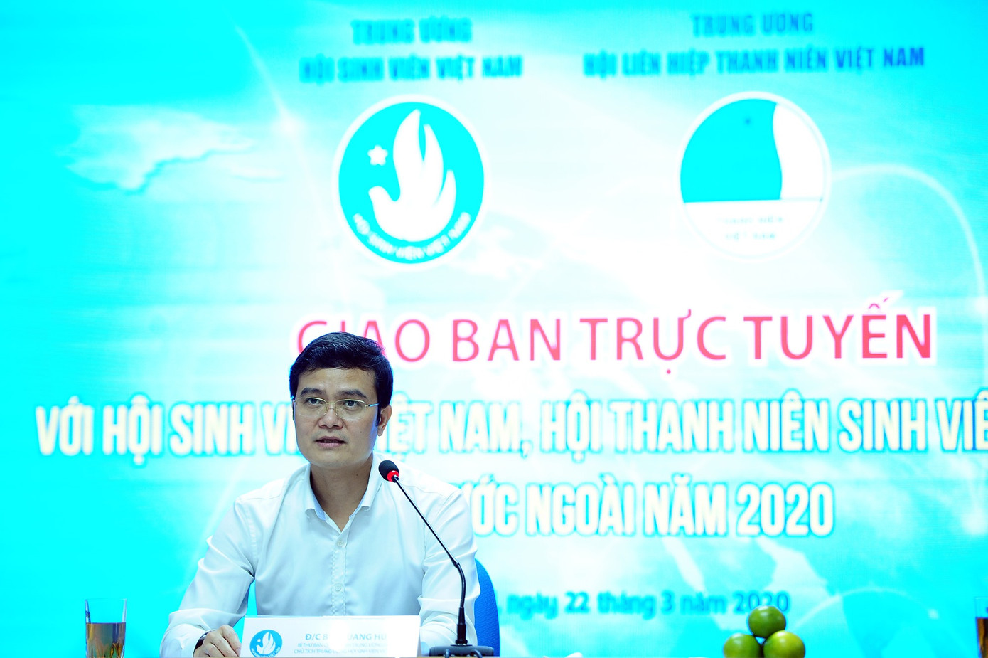 Du học sinh hưởng ứng lời kêu gọi phòng chống dịch Covid-19 ảnh 1