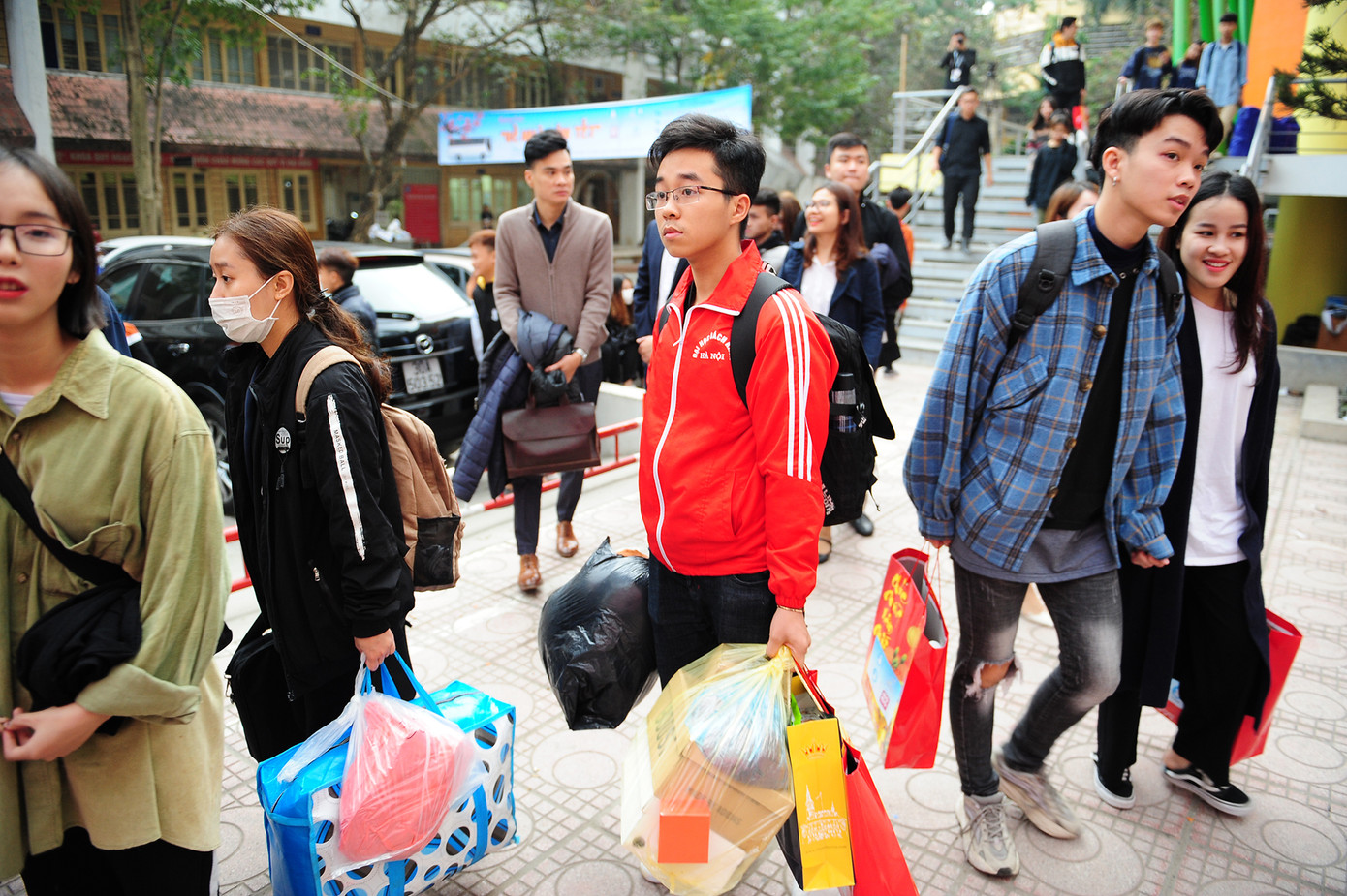Hàng ngàn sinh viên, thanh niên công nhân có cơ hội nhận vé về quê ăn Tết miễn phí ảnh 1
