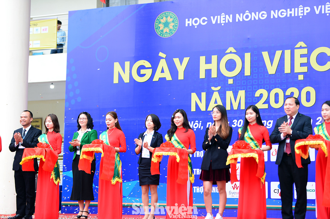 Ngày hội việc làm nông nghiệp 2020 của Học viện Nông nghiệp Việt Nam. Gần 4.000 chỉ tiêu việc làm được tuyển dụng trong Ngày hội việc làm 2020 ảnh 1