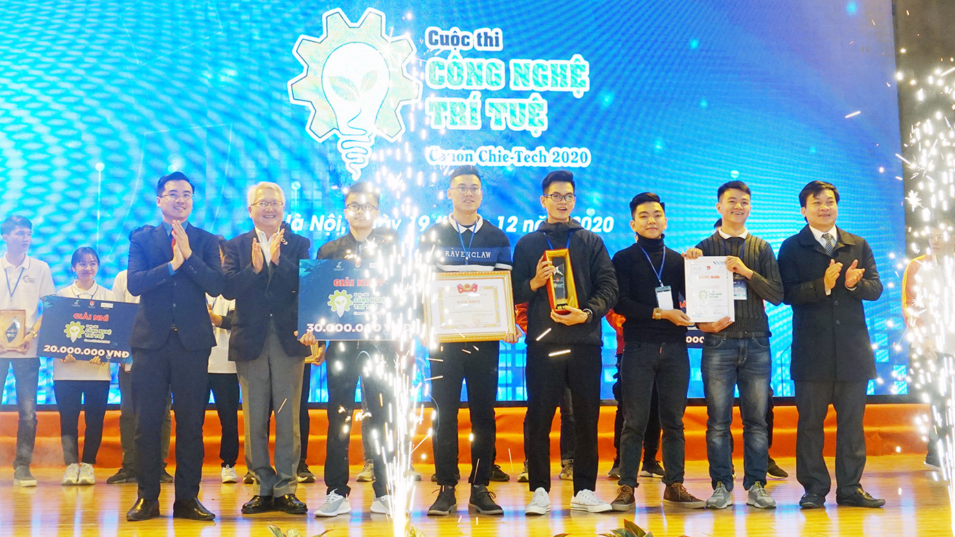 27 đội thi tranh tài tại cuộc thi công nghệ dành cho sinh viên ảnh 1