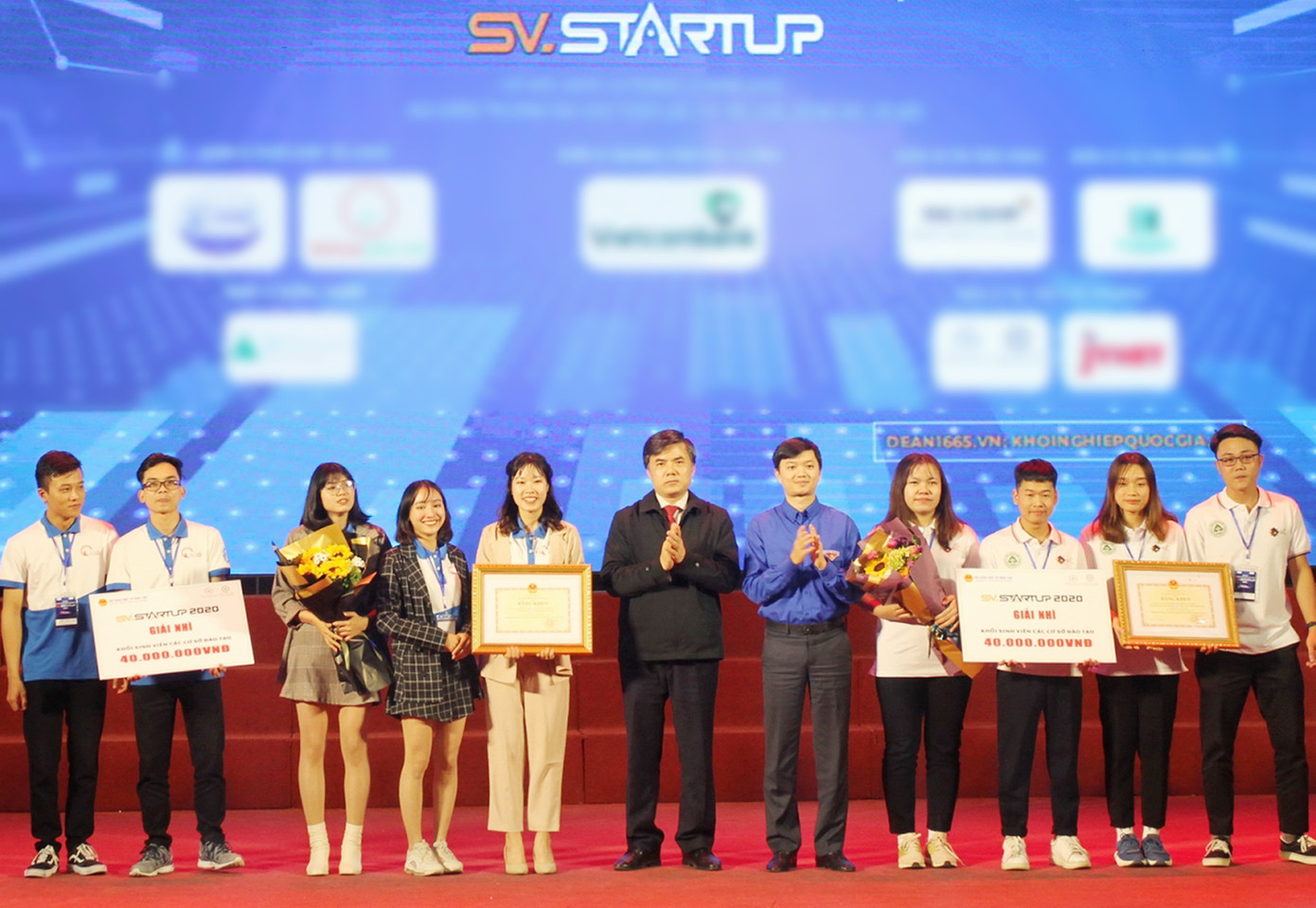 Trao ý tưởng khởi nghiệp xuất sắc nhất cho nhóm học sinh Đắk Lắk ảnh 3