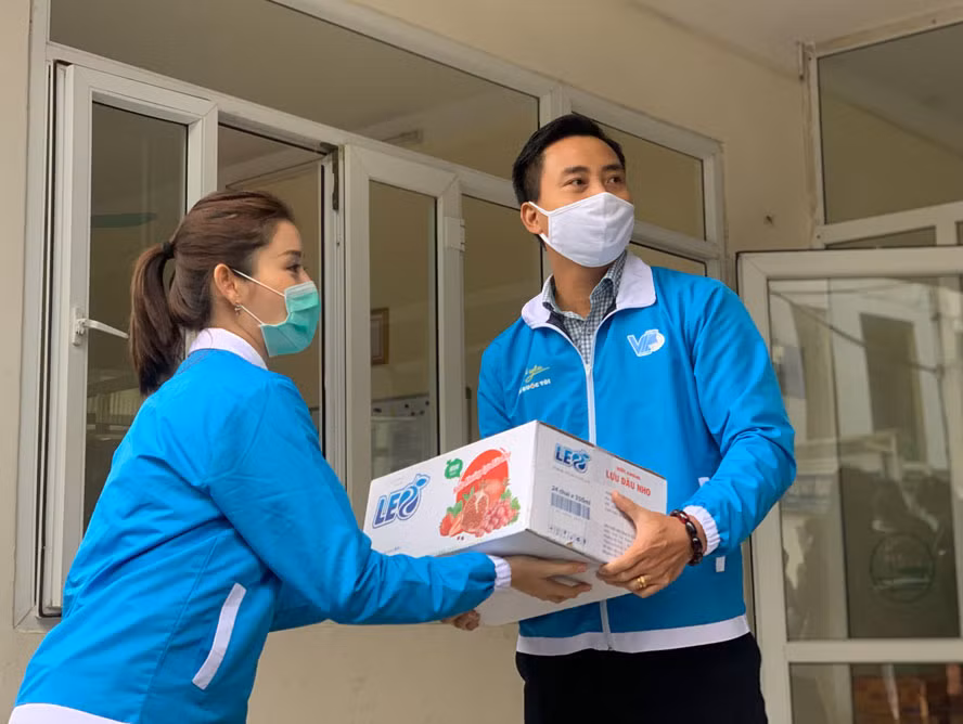 Hỗ trợ 8.000 suất ăn mỗi ngày tiếp sức sinh viên, công nhân ảnh 2