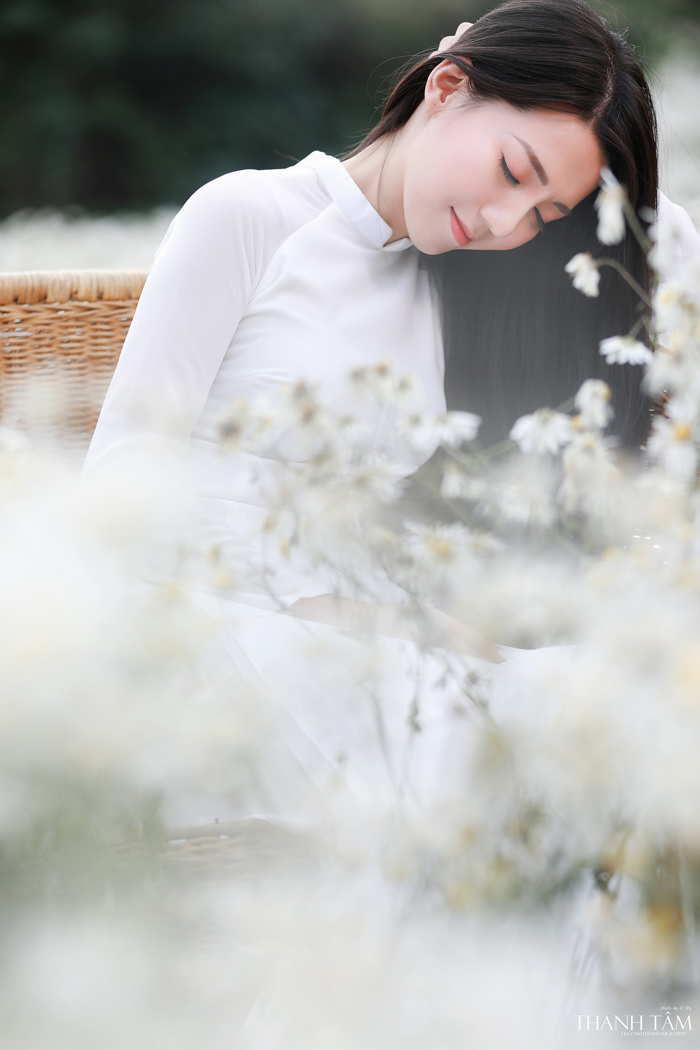 Cô nàng 9X Hà Nội tinh khôi bên cúc hoạ mi ảnh 6