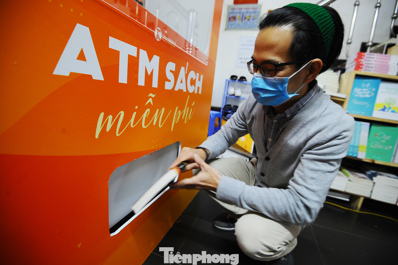 Trải nghiệm ‘cây ATM sách’ miễn phí đầu tiên tại Hà Nội ảnh 6