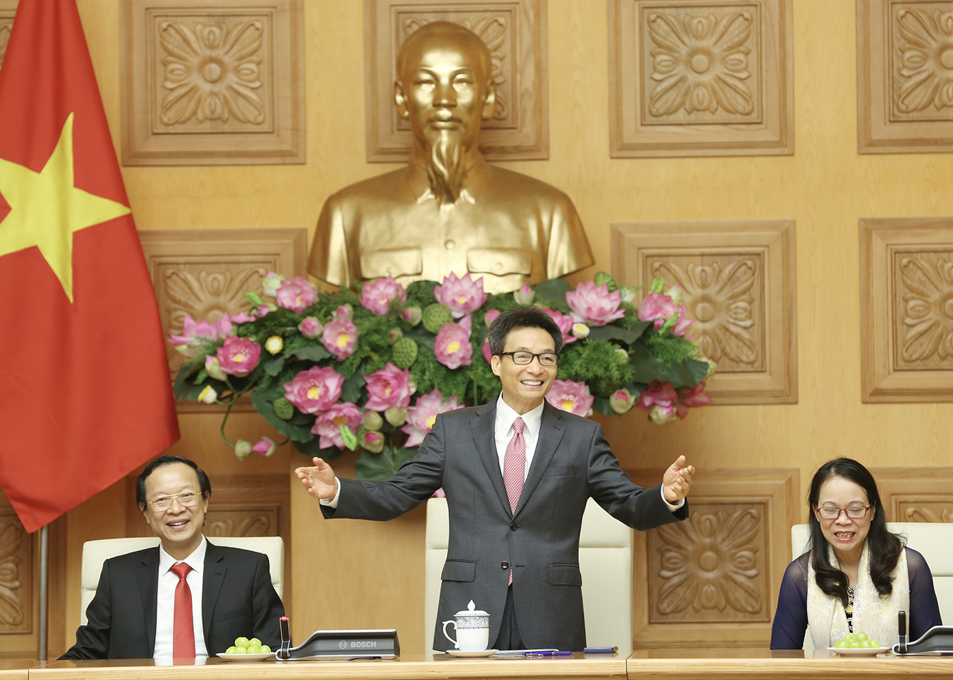  Gặp mặt giáo viên dân tộc thiểu số trong chương trình “Chia sẻ cùng thầy cô“ ảnh 1