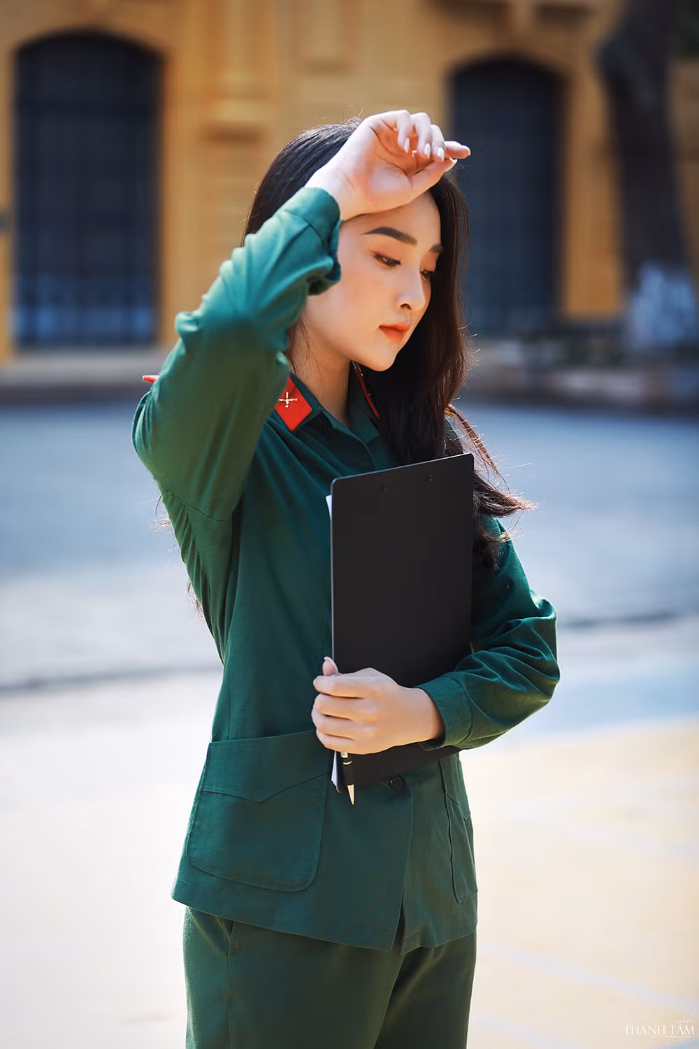 Nữ sinh viên trường ĐH Văn hóa Nghệ thuật Quân đội có gương mặt đẹp như minh tinh ảnh 5