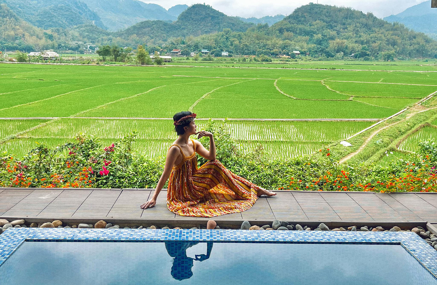 Cựu hoa khôi trường ĐH Ngoại thương khoe hình ảnh “chu du khắp nơi“ ảnh 4