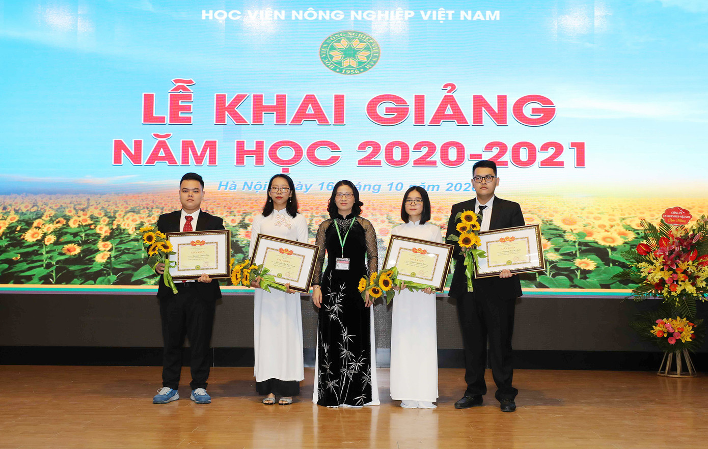Thủ khoa, Á khoa Học viện Nông nghiệp Việt Nam nhận học bổng du học toàn phần ảnh 2