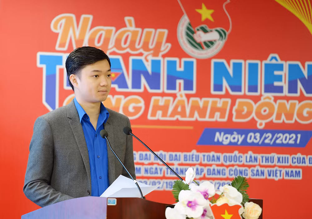 Thanh niên cùng hành động chào mừng 91 năm thành lập Đảng quang vinh ảnh 1