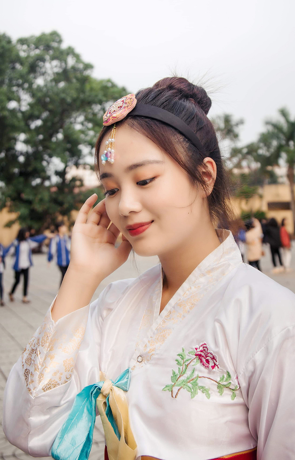 Nữ sinh viên Hàng hải được ví như “thiên thần học đường“ ảnh 4