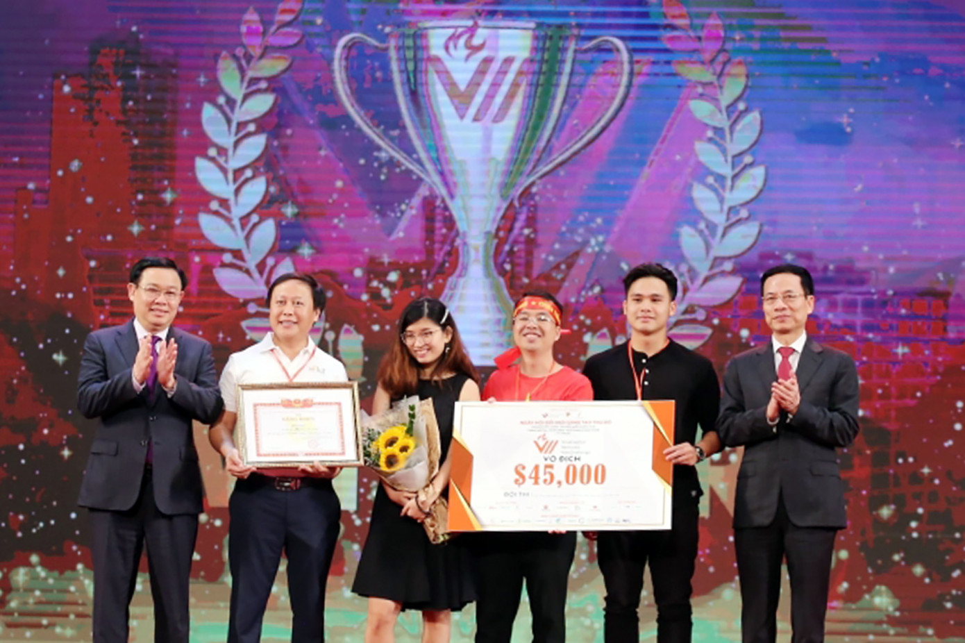 Huy động 1,7 tỉ USD từ cuộc thi khởi nghiệp đổi mới sáng tạo ảnh 1