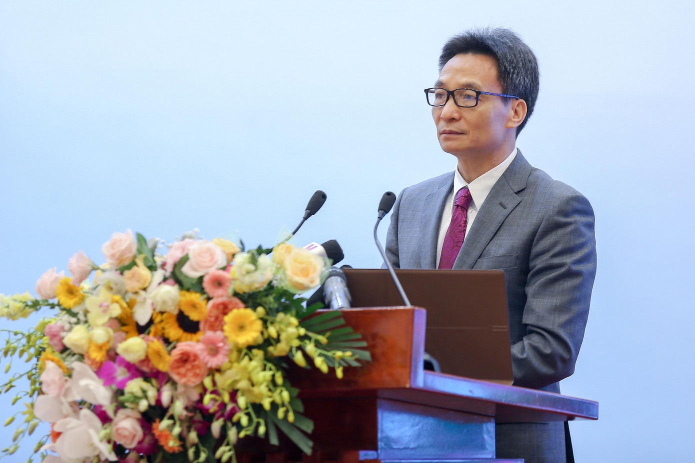 Phó Thủ tướng Vũ Đức Đam: Giáo dục phát triển, đất nước mới có tương lai ảnh 1