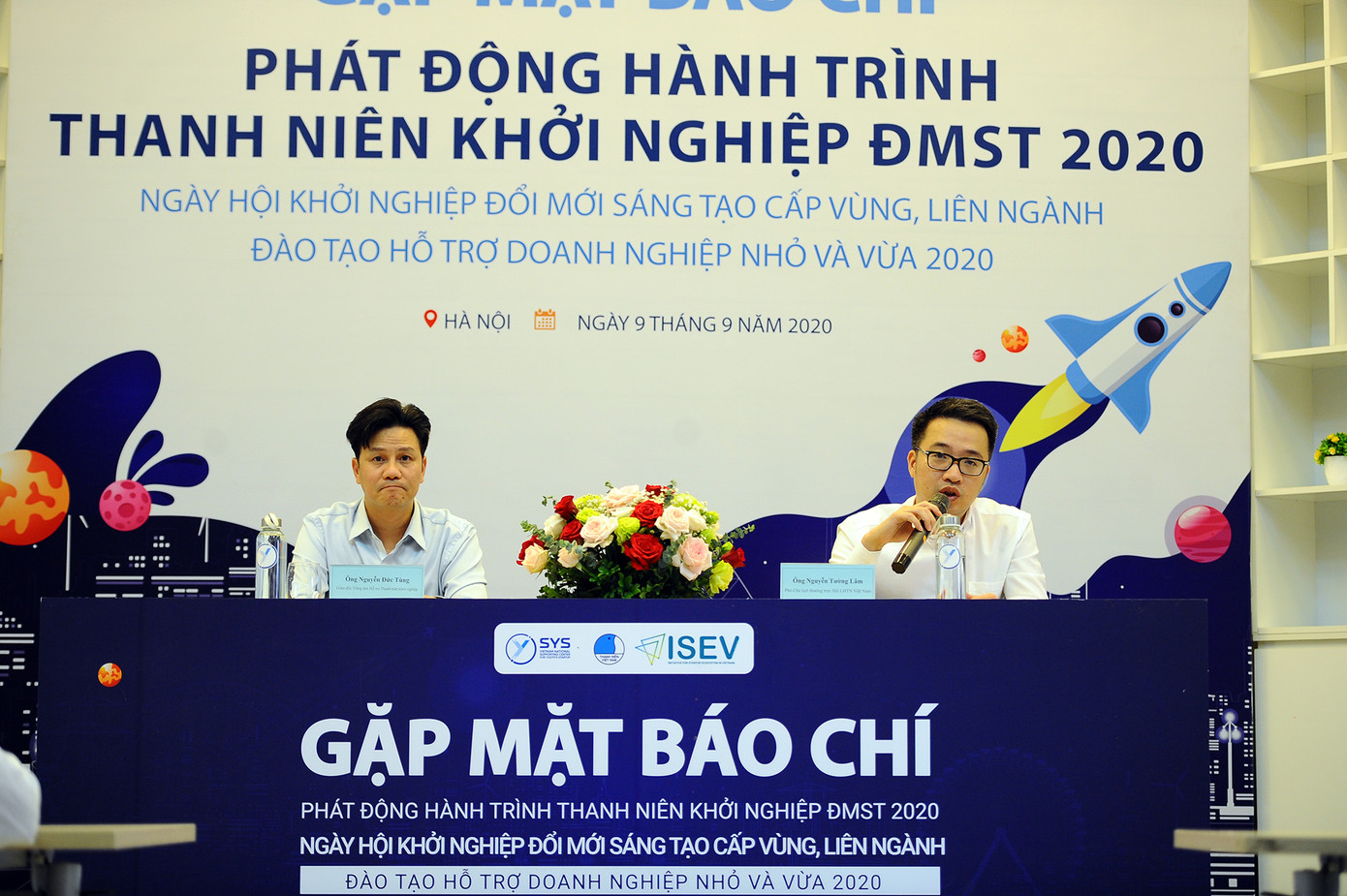 NSƯT Xuân Bắc đồng hành cùng “Hành trình thanh niên khởi nghiệp đổi mới sáng tạo 2020“ ảnh 1