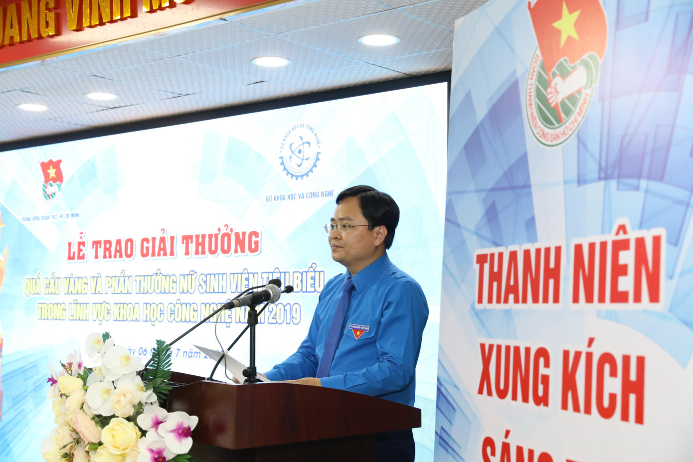 Vinh danh mười nhà khoa học trẻ và 20 nữ sinh ngành khoa học tiêu biểu ảnh 2