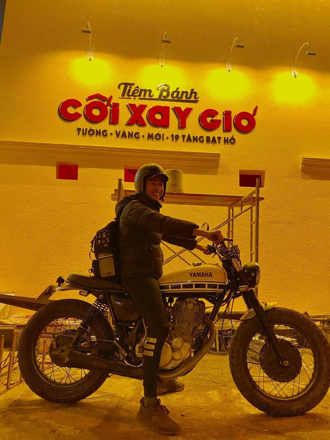 Bức tường vàng ở Đà Lạt trở lại thu hút nhiều bạn trẻ “Check-in“ ảnh 4