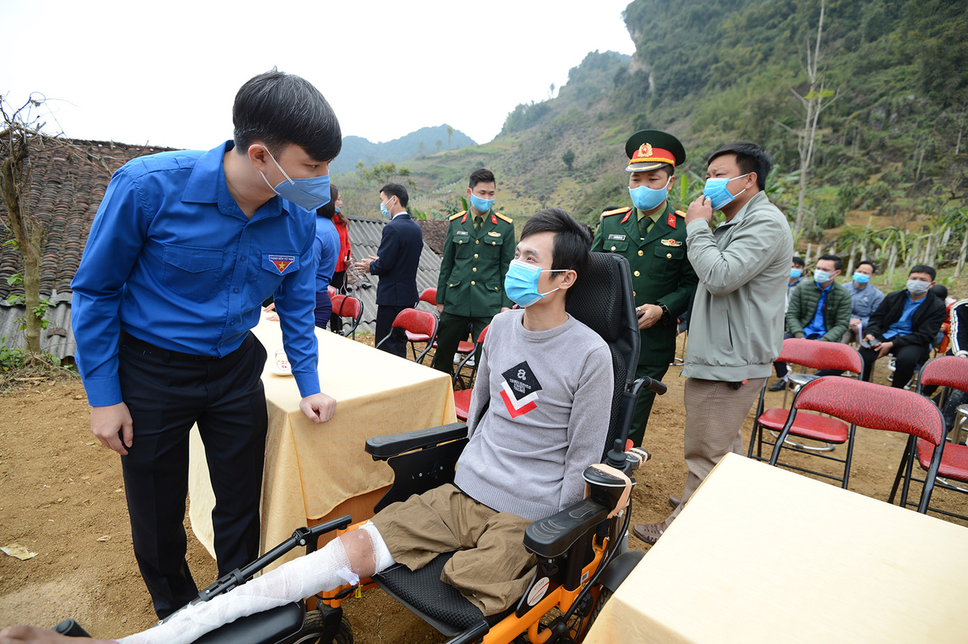 Khởi công xây tặng “Ngôi nhà 100 đồng” cho thanh niên Cao Bằng ảnh 4