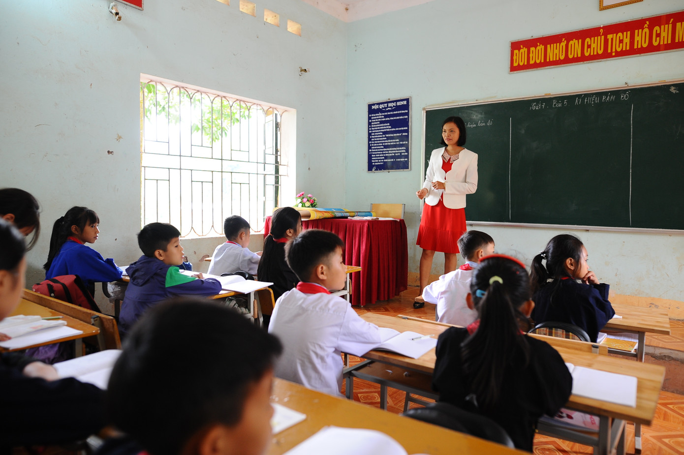 Kiểm tra, bảo trì cơ sở vật chất đảm bảo an toàn trường học ảnh 1