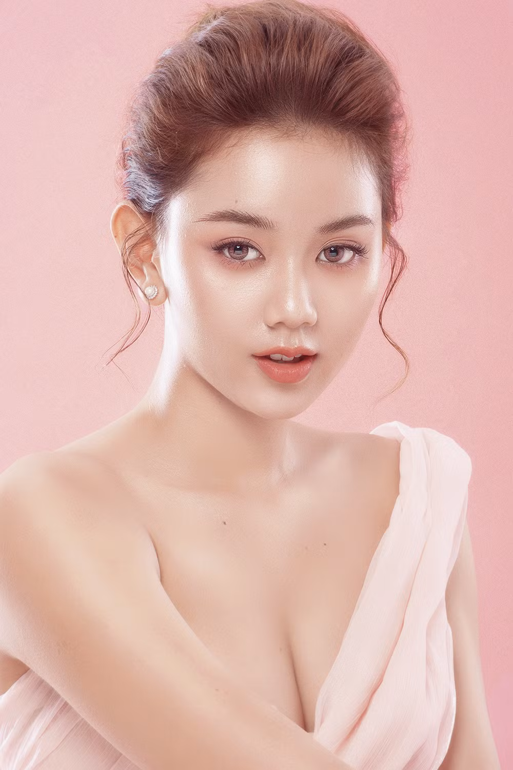 Nữ sinh Cần Thơ được coi là “bản sao” của ca sĩ Văn Mai Hương ảnh 4