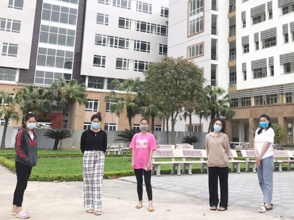 Lưu học sinh Lào tình nguyện ở lại ăn Tết Việt cùng người dân Hải Dương chống dịch ảnh 1