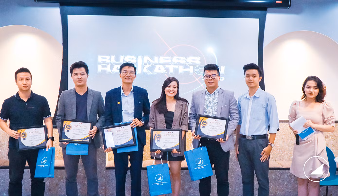 Tìm ra chủ nhân giải thưởng lớn cuộc thi Hackathon kinh doanh đầu tiên tại Việt Nam ảnh 3