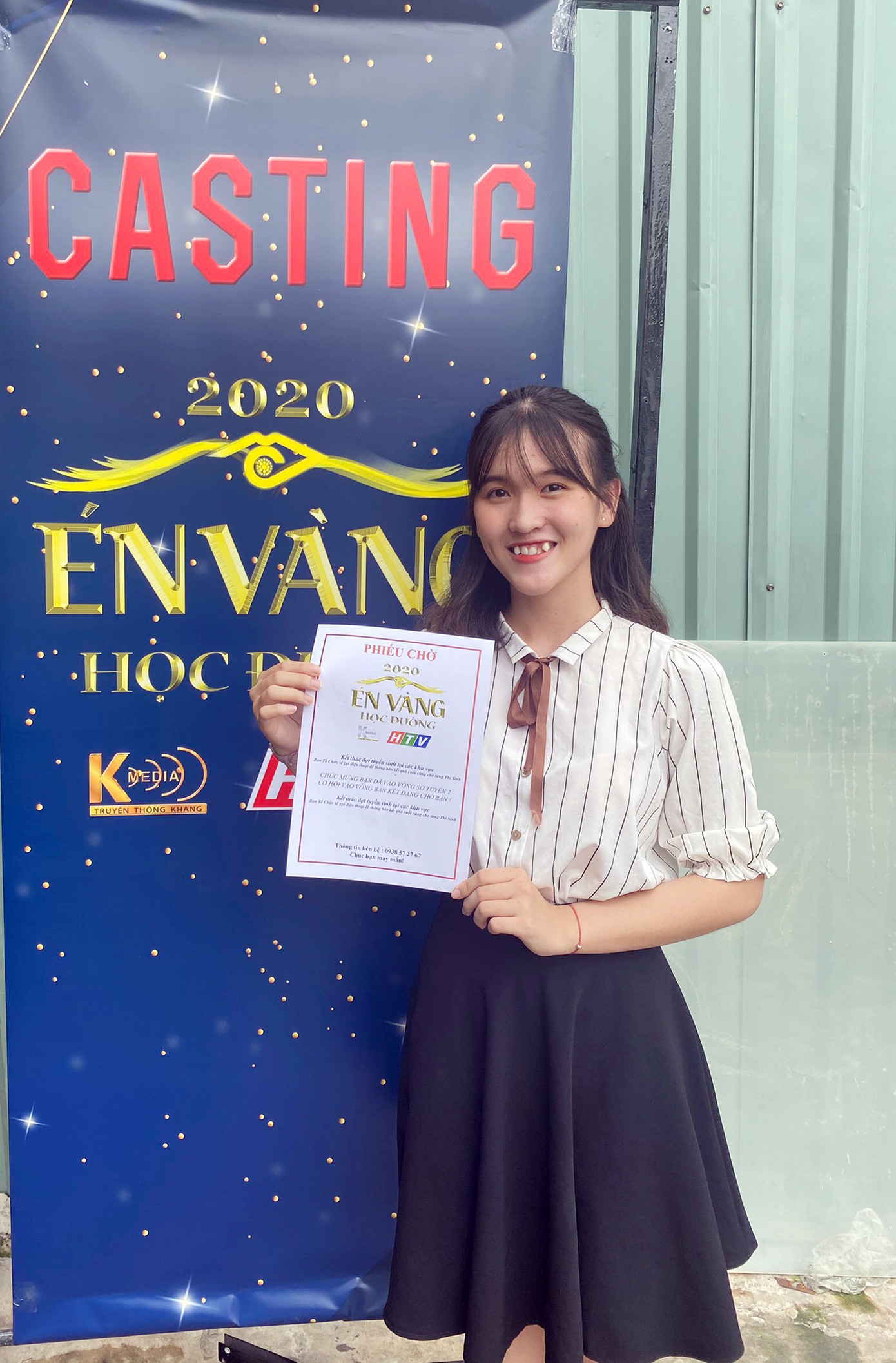 Nữ sinh con nhà nghèo tự xây dựng cho mình bảng thành tích đáng nể ảnh 5