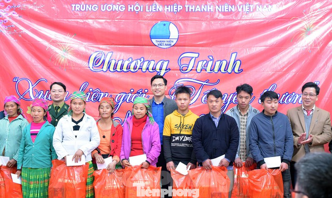 T.Ư Đoàn mang “Xuân biên giới, Tết yêu thương” đến Cao Bằng ảnh 3