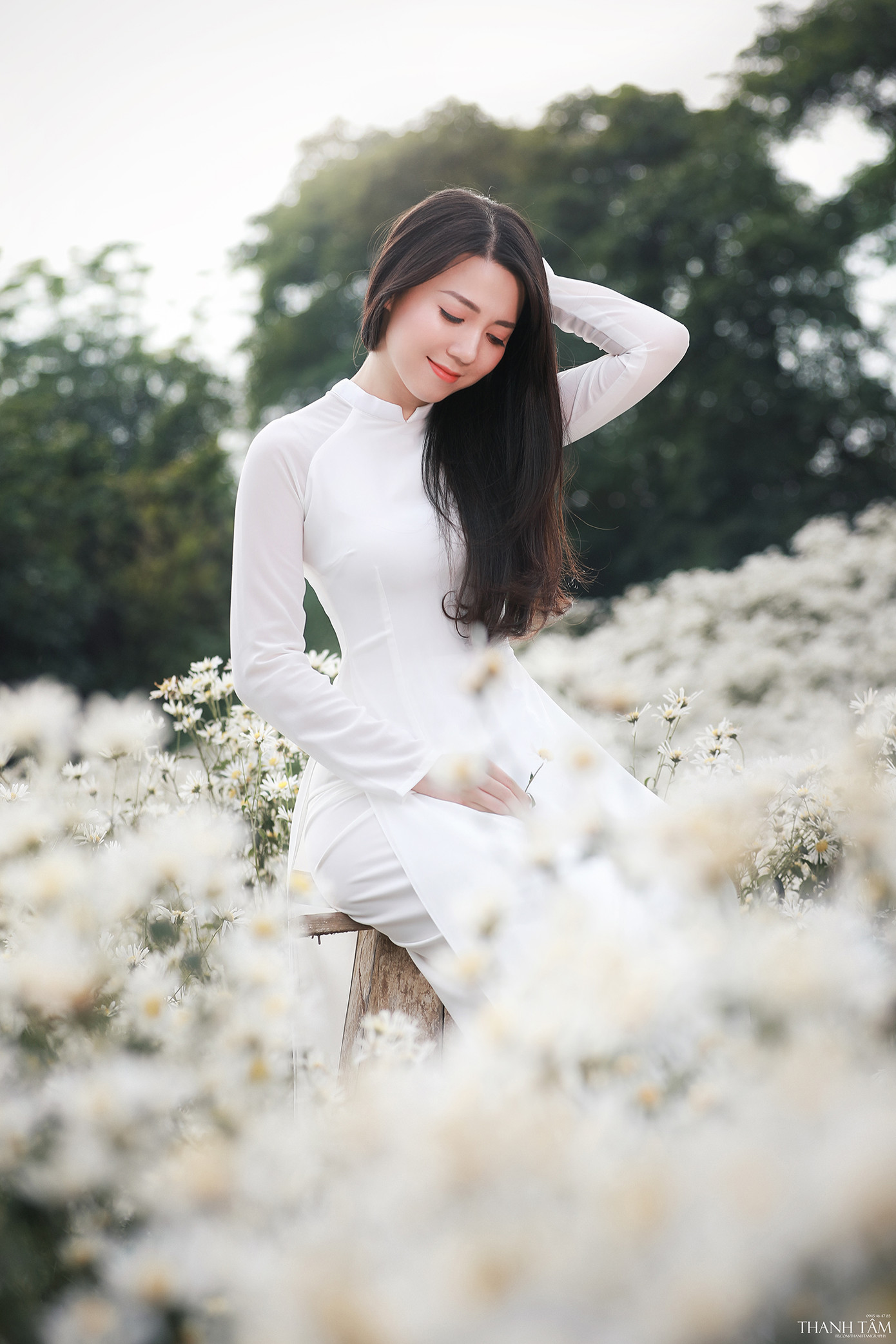 Cô nàng 9X Hà Nội tinh khôi bên cúc hoạ mi ảnh 4