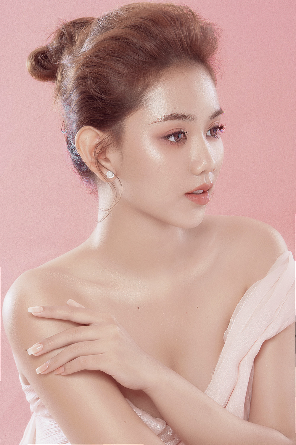 Nữ sinh Cần Thơ được coi là “bản sao” của ca sĩ Văn Mai Hương ảnh 2