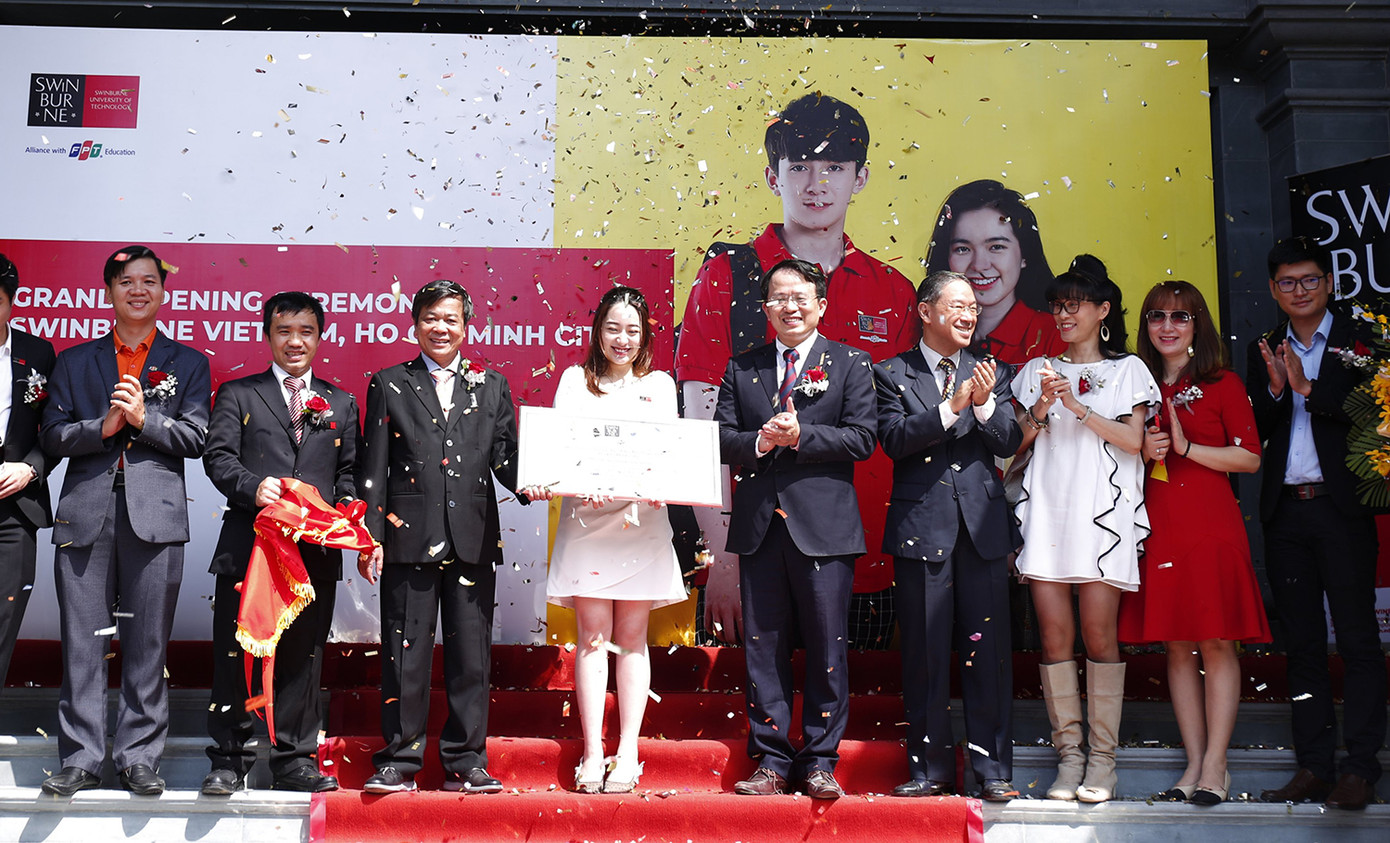 Dành 15 tỷ đồng học bổng cho tân sinh viên Swinburne Việt Nam tại TP. Hồ Chí Minh ảnh 2