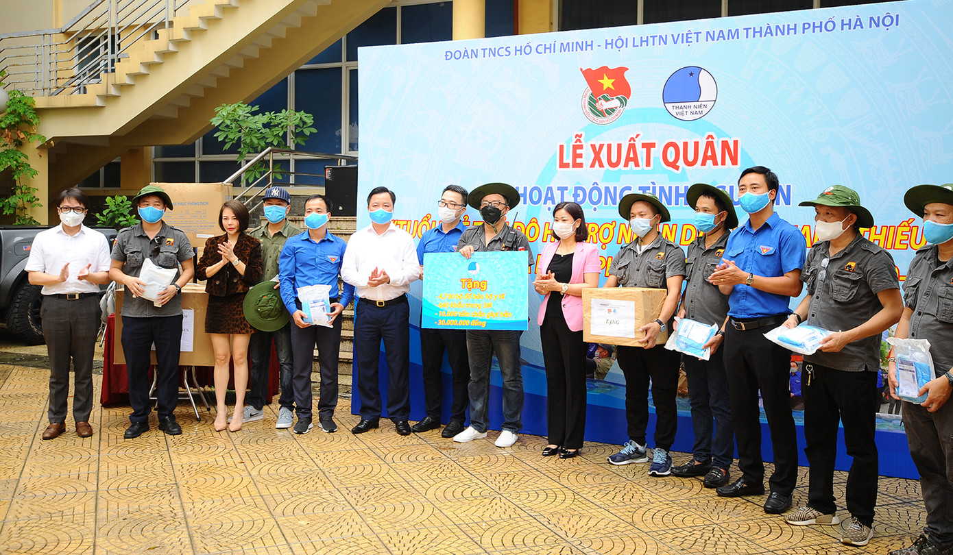 Hỗ trợ trang thiết bị y tế, nhu yếu phẩm gửi tặng thanh thiếu nhi Đà Nẵng ảnh 1