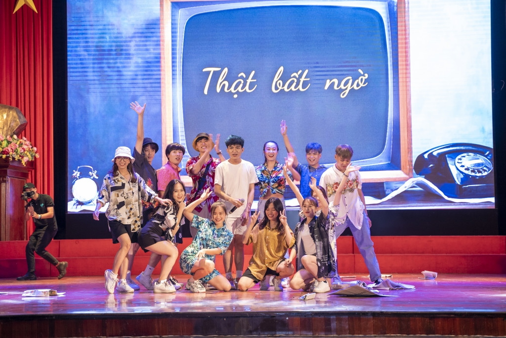 Câu chuyện âm nhạc đầy sắc màu của tân sinh viên trường Đoàn ảnh 3