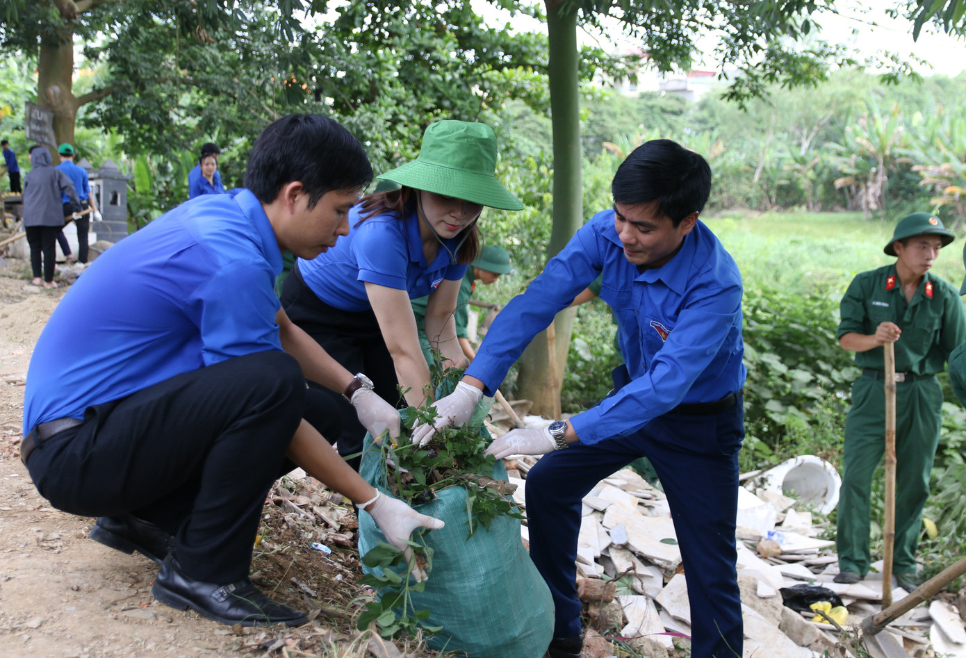 Hơn 1000 thanh niên ra quân chiến dịch tình nguyện hè 2020 ảnh 2