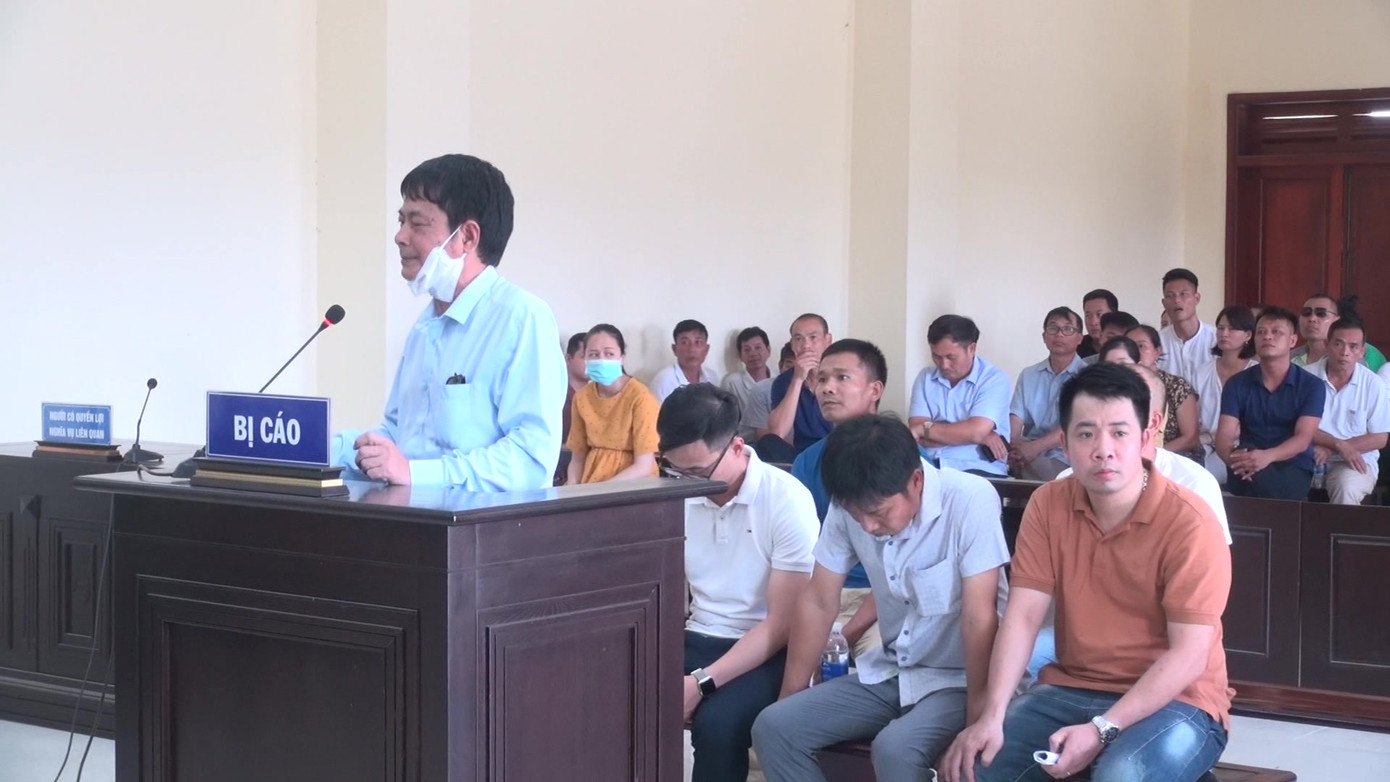 Cựu phó giám đốc Sở Văn hoá bị tuyên 15 tháng tù giam ảnh 1