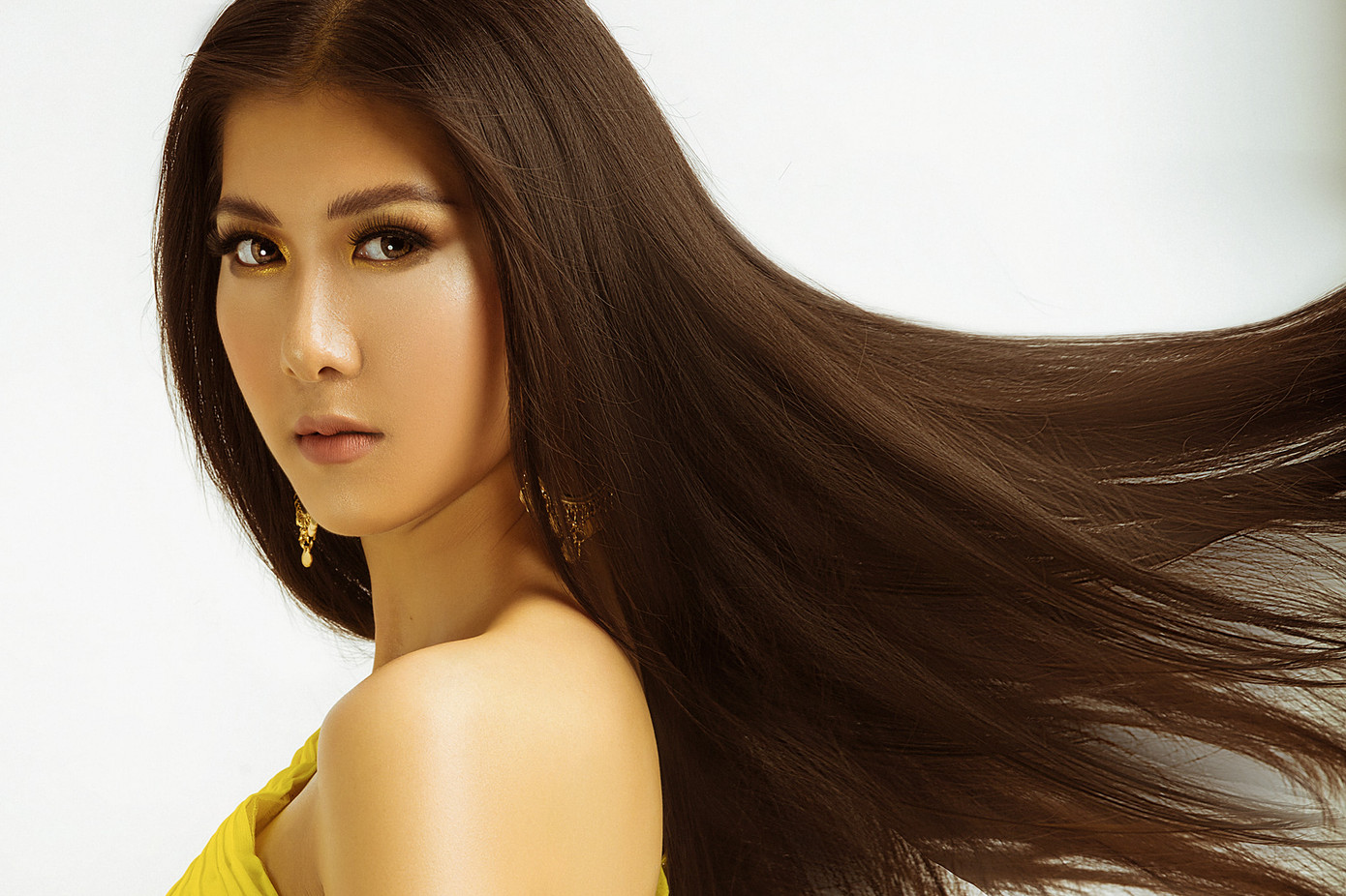 Nữ sinh Đắk Lắk quyết tâm thi Hoa hậu Việt Nam 2020 vì lí do bất ngờ ảnh 7