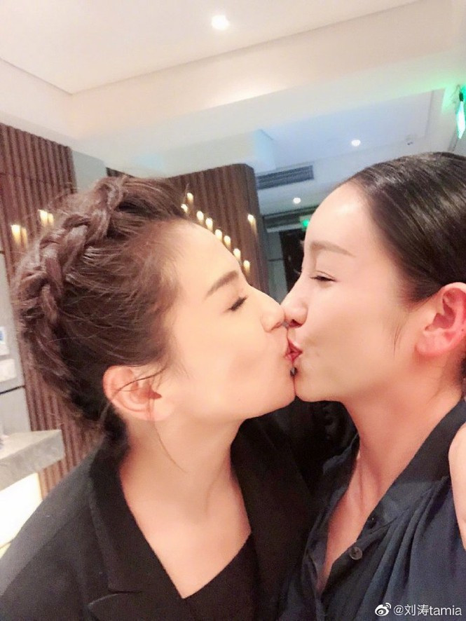 Showbiz 11/8: Quản lý bức xúc khi chuyện tình cảm của Hương Giang bị ‘đào bới’ quá mức ảnh 3