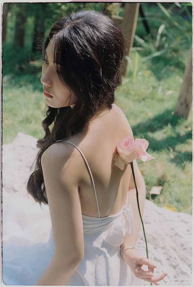 Nữ sinh được ví xinh như Tiểu Long nữ dự thi Hoa hậu Việt Nam 2020 ảnh 12