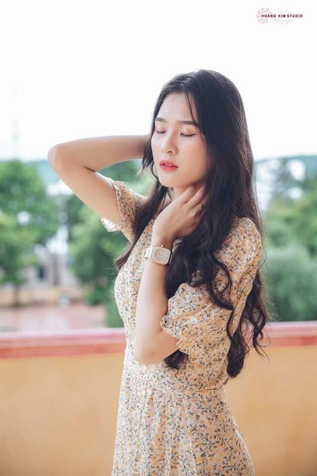 Nhan sắc trong trẻo của cô gái Hải Dương 18 tuổi thi Hoa hậu Việt Nam 2020 ảnh 2