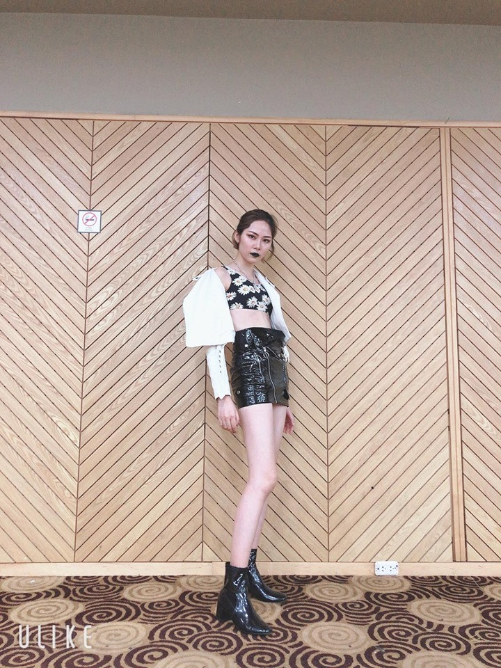 Nữ sinh sở hữu đôi chân dài 1,08m dự thi Hoa hậu Việt Nam 2020 ảnh 3