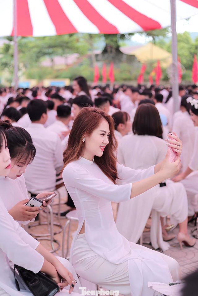 Những thí sinh tuổi 18 thanh xuân mơn mởn tại Hoa hậu Việt Nam 2020 ảnh 1