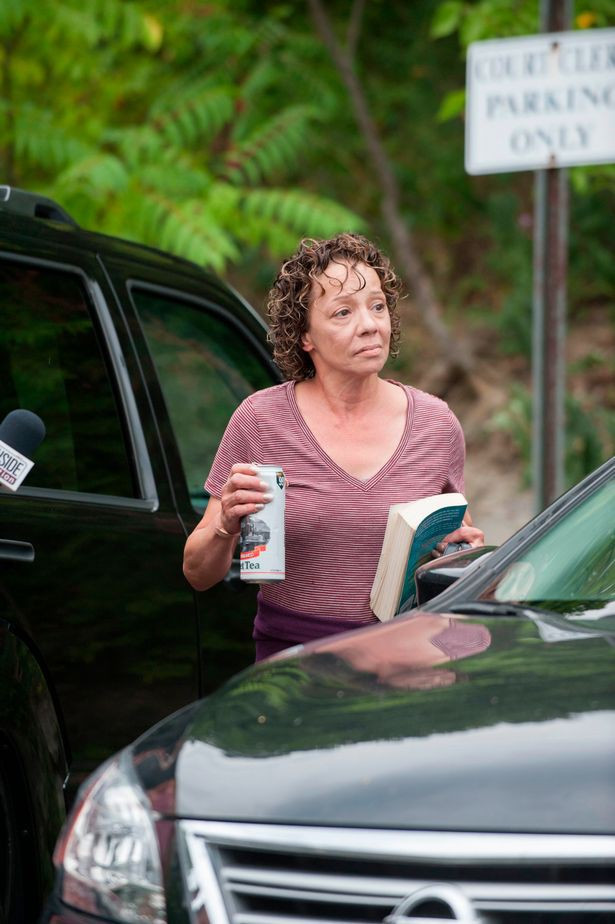 Showbiz 7/8: Tom Cruise cầu hôn Angelina Jolie? ảnh 6