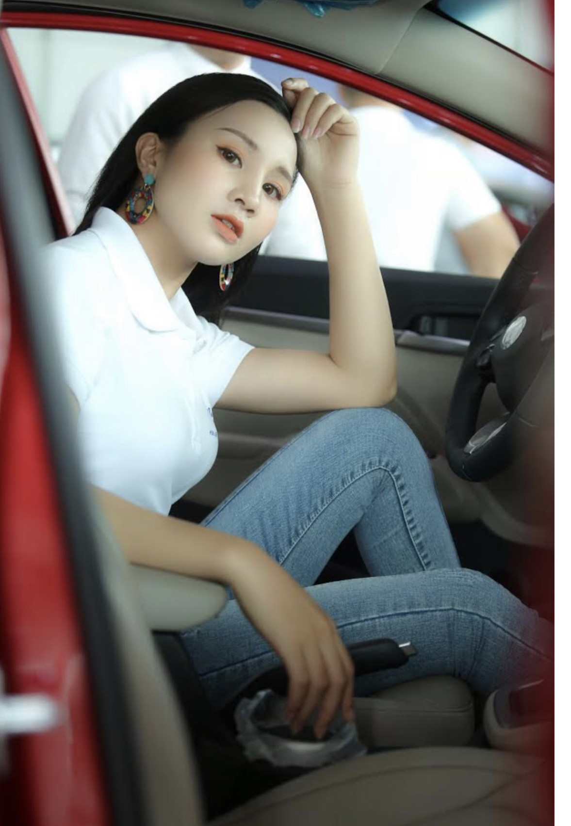 Diễn viên, người đẹp Sùng Thu Thuỷ ghi danh tại Hoa hậu Việt Nam 2020 ảnh 7