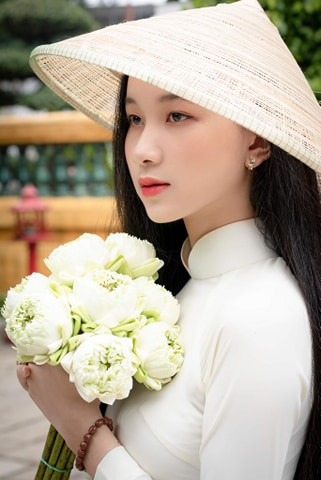 Nhan sắc ‘nàng thơ xứ Huế’ dự thi Hoa hậu Việt Nam 2020 khiến nhiều người mê mẩn ảnh 3