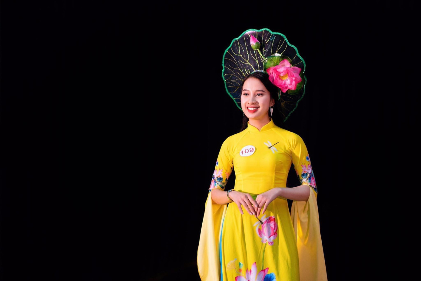 Nhan sắc Hoa khôi xứ Quảng dự thi Hoa hậu Việt Nam 2020 ảnh 5