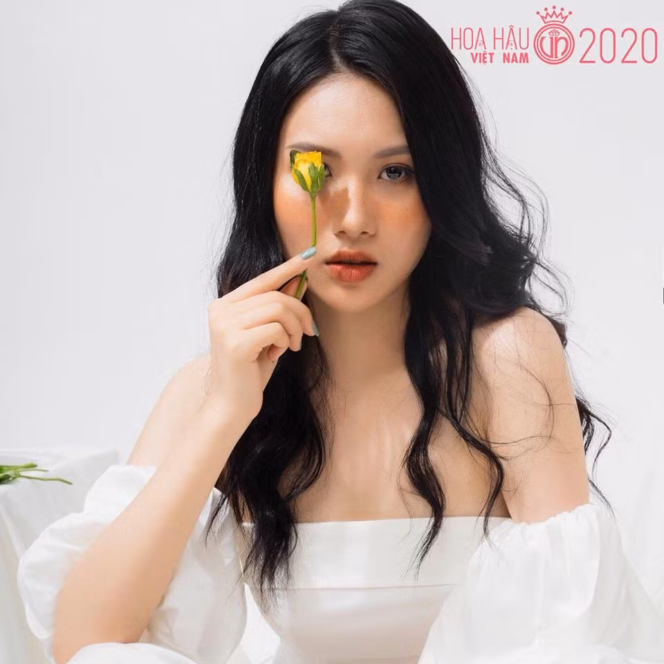 Hot girl có vòng eo 59cm quyết tâm chinh phục vương miện Hoa hậu Việt Nam 2020 ảnh 2