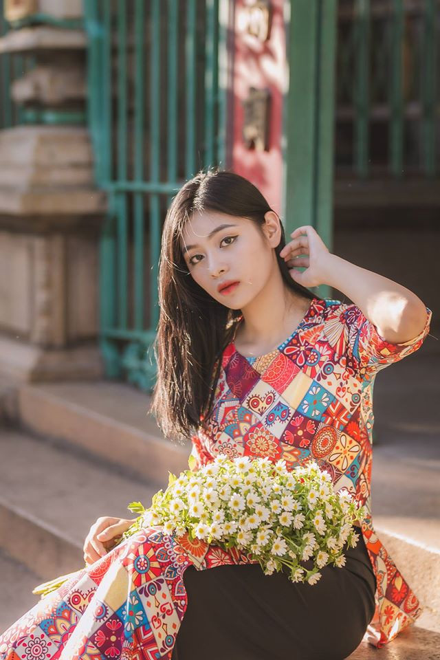 Nữ sinh xứ Nghệ ước mơ chinh phục ngôi vương Hoa hậu Việt Nam 2020 ảnh 1