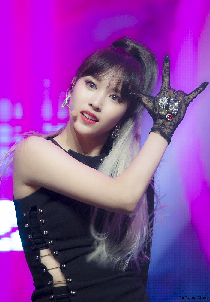 Mina (TWICE) - Nàng công chúa tài sắc khiến bao người thương nhớ ảnh 3