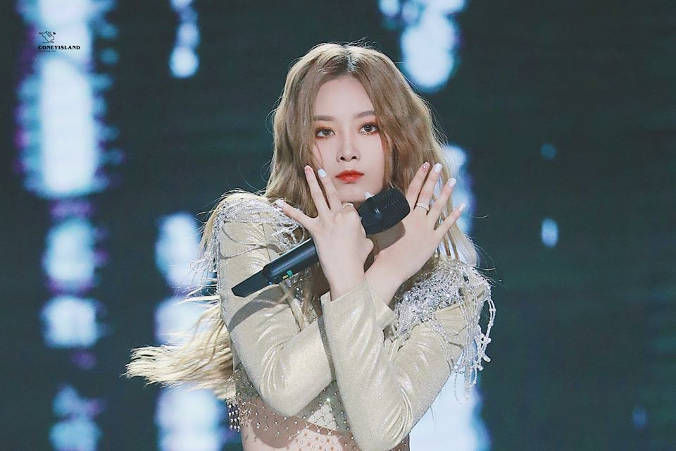 Từ Nghê Dương đã nhận được sự chú ý lớn trước cả khi chương trình diễn ra. Chung kết “Sáng tạo doanh 2020“: Từ Nghệ Dương bị loại, tên nhóm làm fan “rớt nước mắt” ảnh 8