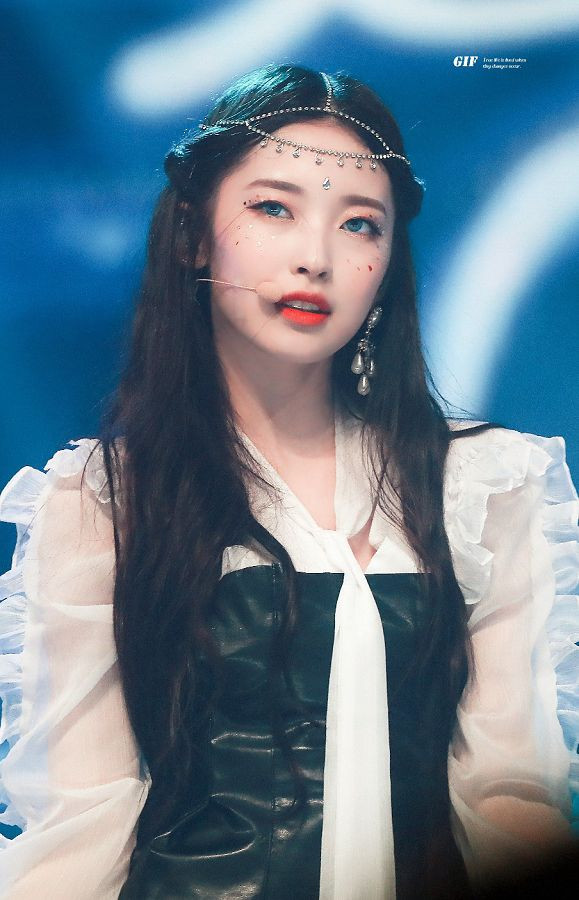 Arin (OH MY GIRL): Từ cô bé đáng yêu khiến Hani (EXID) “phải lòng” đến cô gái vạn fan mê ảnh 6