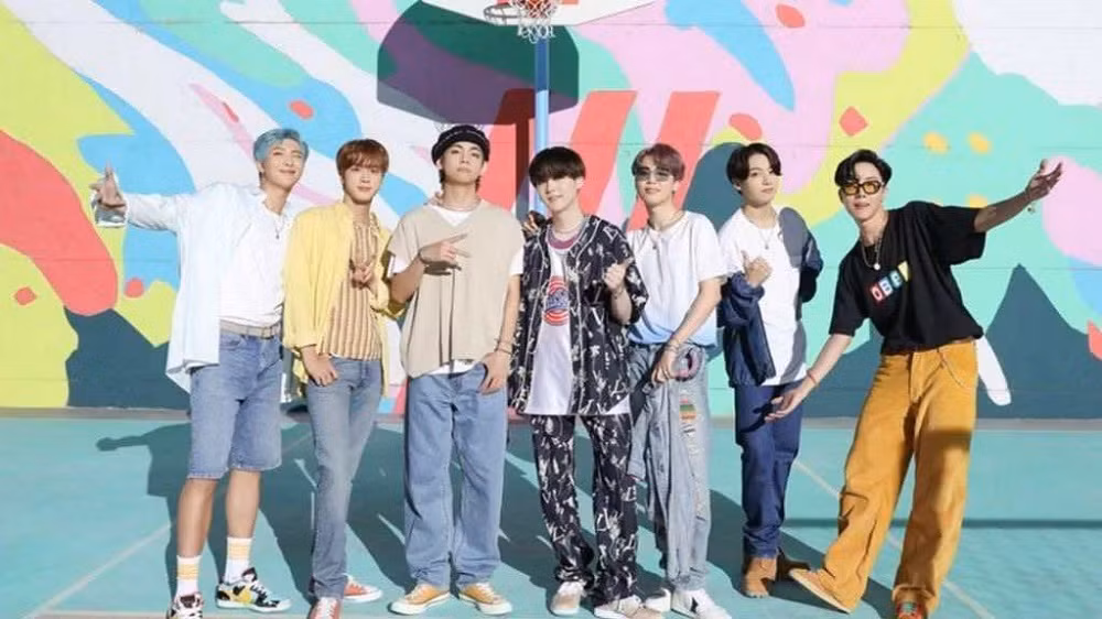 Không còn là điều bất ngờ nữa, BTS tiếp tục đạt No.1 Billboard 200 với album “BE” ảnh 3